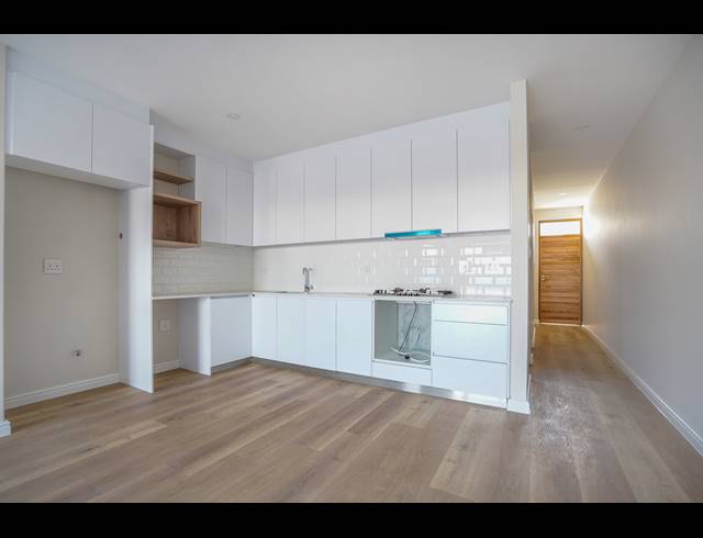 2 BEDROOM HOUSE FOR SALE IN SANDOWN